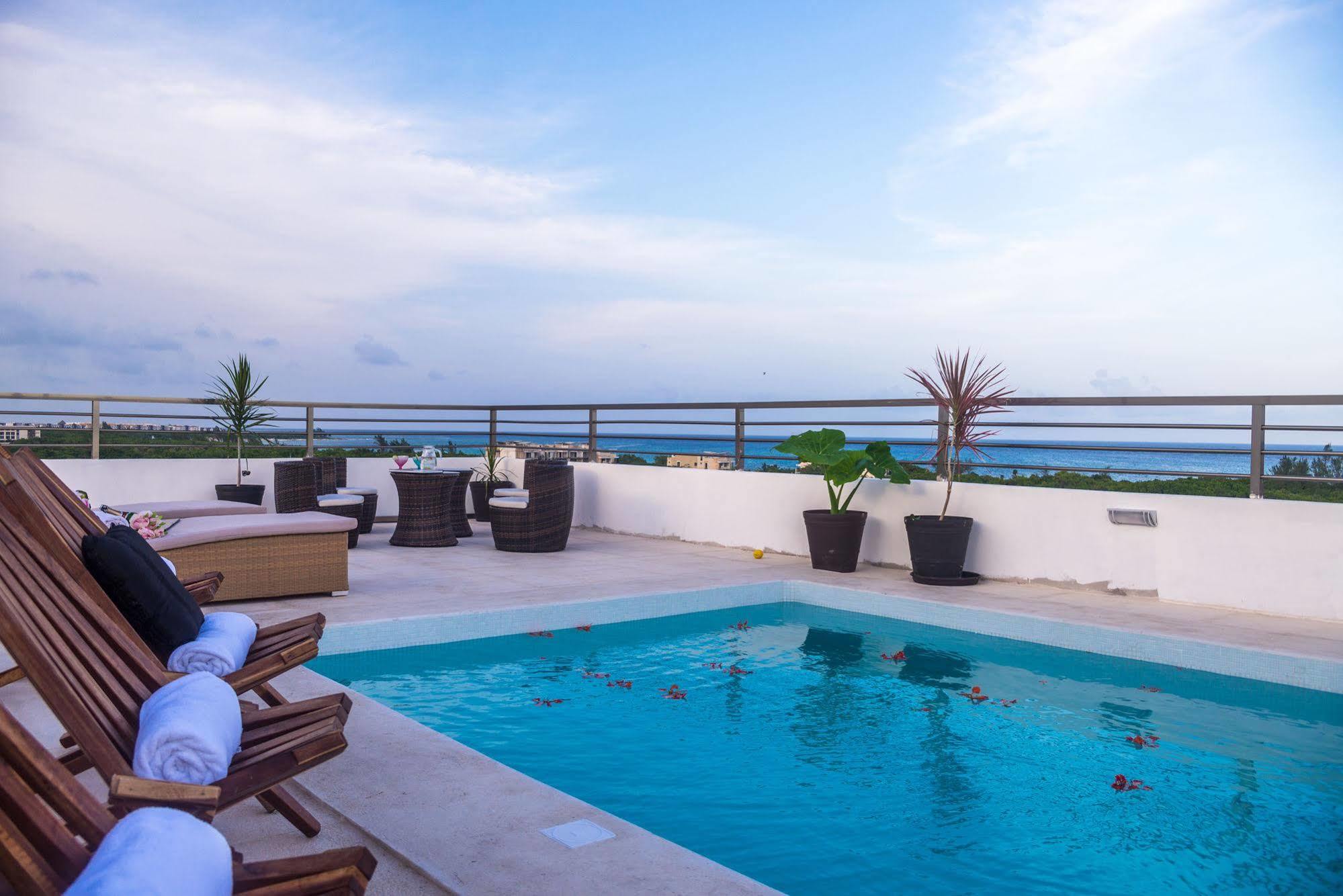 Apartahotel La Playa Playa del Carmen