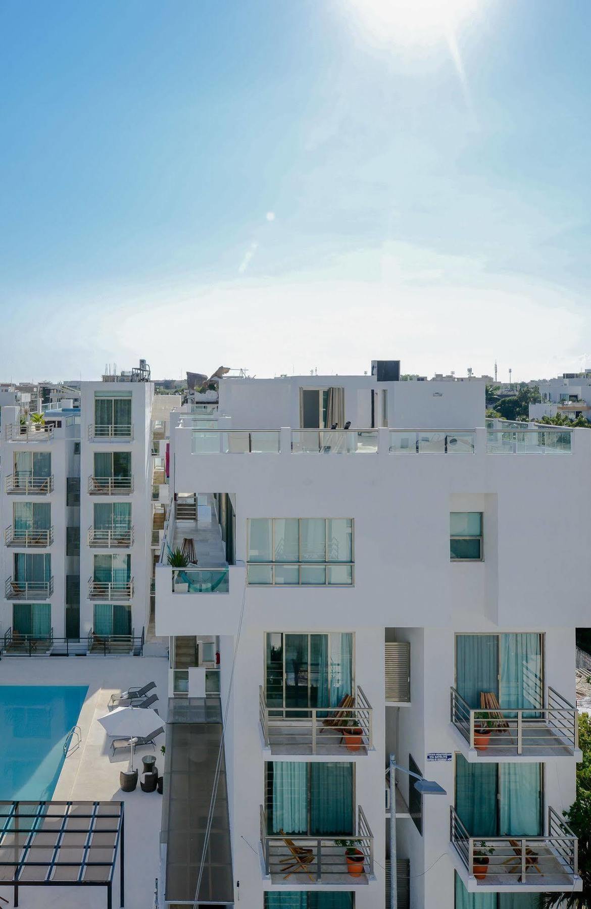 Apartahotel La Playa 3*
