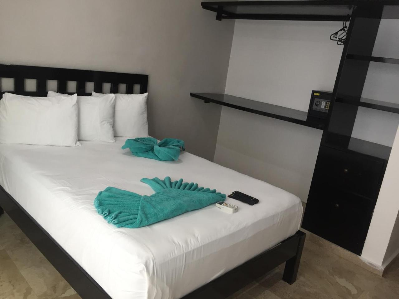 La Playa Apartahotel 3*